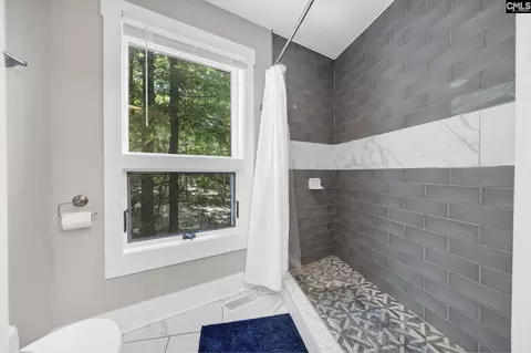 Bath - 173 Blueback Dr, Leesville, SC 29070 photo 2 of 5