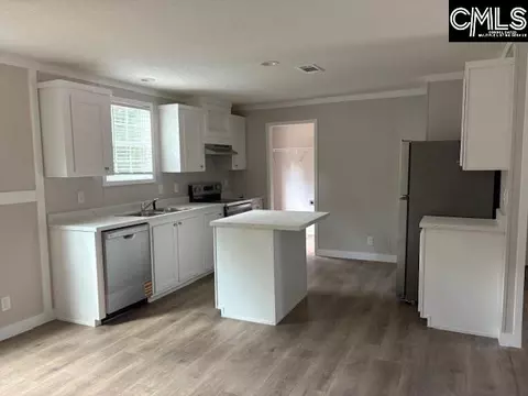 991 Ben Franklin Rd, Gilbert, SC 29054 photo 4