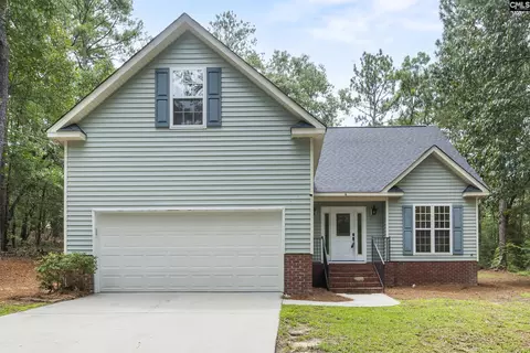 16 Circle Dr, Eastover, SC 29044