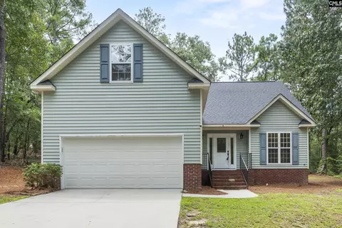16 Circle Dr, Eastover, SC 29044