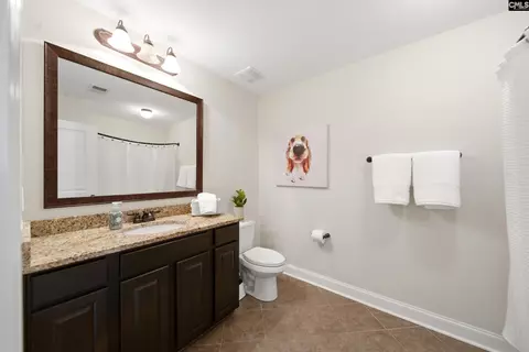 Bath - 199 Eldon Dr, Cayce, SC 29033 photo 2 of 3