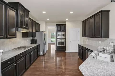 Kitchen - 1024 Beechfern Cir, Elgin, SC 29045 photo 4 of 7