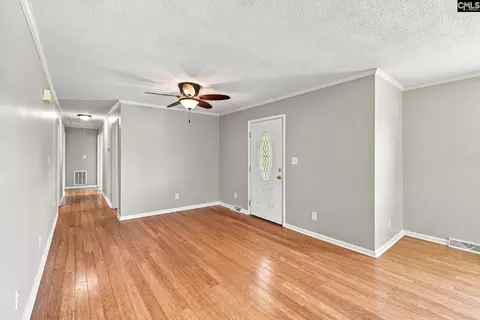 Living - 33230 Hwy 76 E, Kinards, SC 29355 photo 1 of 5
