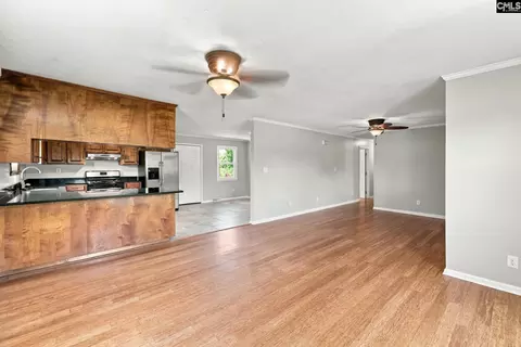 Living - 33230 Hwy 76 E, Kinards, SC 29355 photo 3 of 5