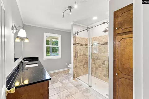 Bath - 33230 Hwy 76 E, Kinards, SC 29355 photo 1 of 4