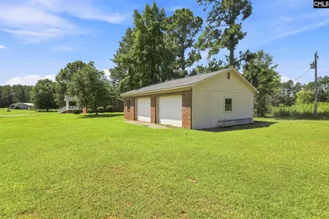 Exterior - 33230 Hwy 76 E, Kinards, SC 29355 photo 3 of 10