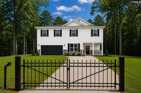 1752 Community Pond Rd, Eastover, SC 29044