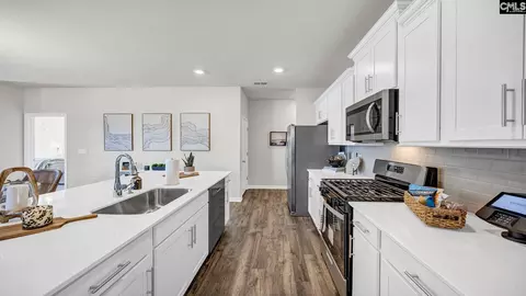 Kitchen - 189 Ruby Prince Rd, Gilbert, SC 29054 photo 4 of 5