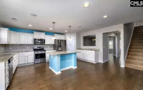 Kitchen - 160 Niblick Dr, Sumter, SC 29154 photo 3 of 4
