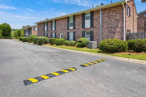 5225 Clemson Ave #135, Columbia, SC 29206