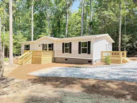 281 Douglas Rd, Pomaria, SC 29126