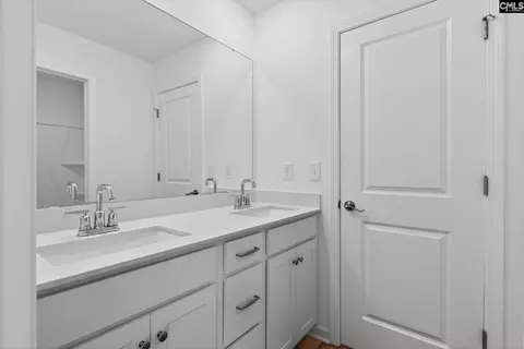 Bath - 327 Hazelmount Rd, Gilbert, SC 29054 photo 2 of 4