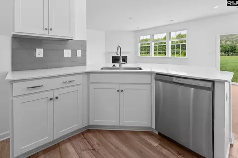 Kitchen - 327 Hazelmount Rd, Gilbert, SC 29054 photo 2 of 4