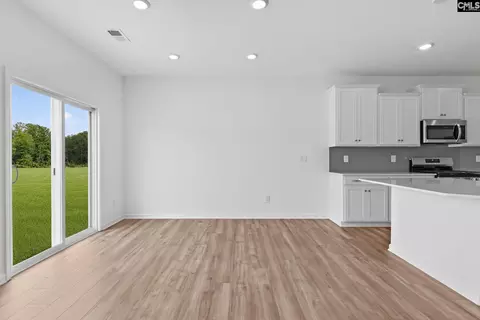 Living - 327 Hazelmount Rd, Gilbert, SC 29054 photo 3 of 5