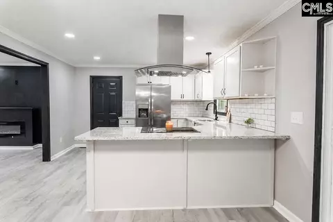 Kitchen - 2037 Windsor Dr, Cayce, SC 29033 photo 2 of 4