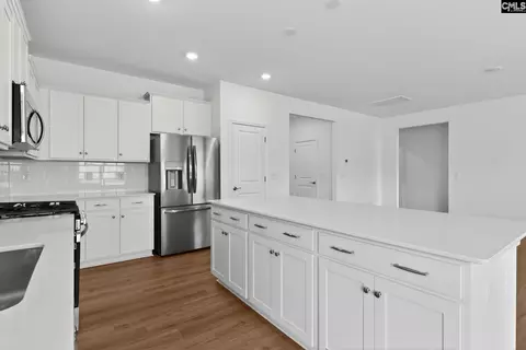 Kitchen - 323 Hazelmount Rd, Gilbert, SC 29054 photo 5 of 5