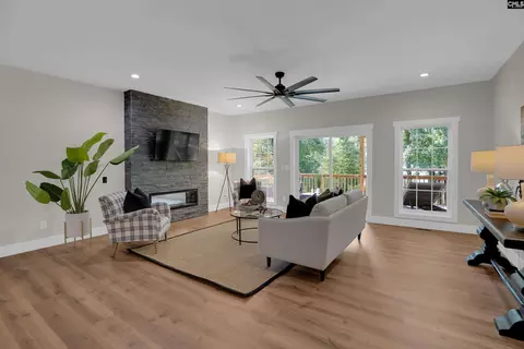 Living - 1111 Seagull Ln, Prosperity, SC 29127 photo 3 of 3
