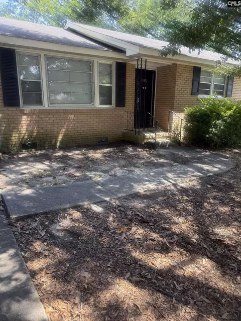 1136 Delta Dr, Columbia, SC 29209