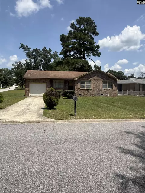 2712 Padgett Rd, Hopkins, SC 29061