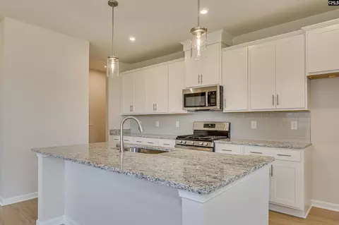 Kitchen - 829 Huxley Ln, Elgin, SC 29045 photo 6 of 7