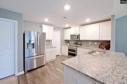 Kitchen - 244 Sundew Rd, Elgin, SC 29045 photo 2 of 4