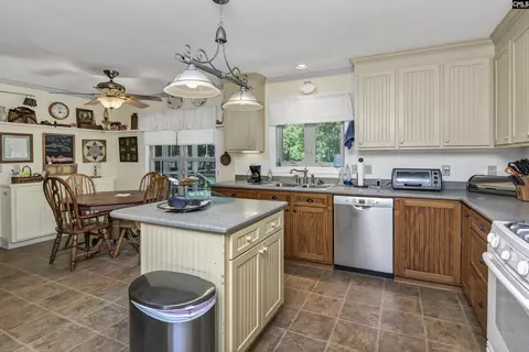 776 Spool Wheel Rd, Gilbert, SC 29054 photo 9