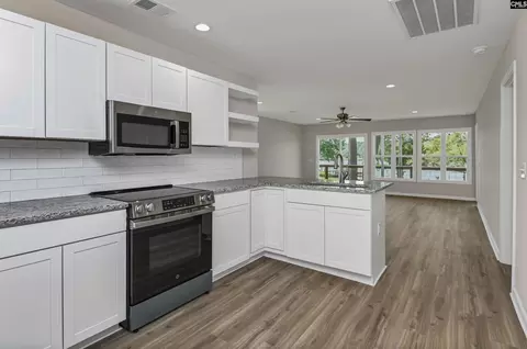 Kitchen - 262 Breezy Bay Dr, Gilbert, SC 29054 photo 3 of 4