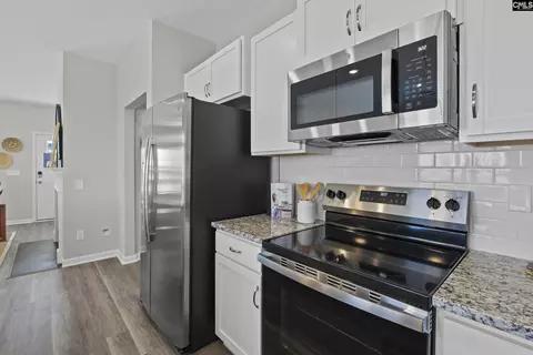 Kitchen - 754 Clementine Run, Gilbert, SC 29054 photo 2 of 4