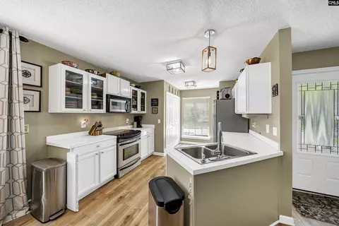 Kitchen - 128 Firebridge Dr, Chapin, SC 29036 photo 1 of 4