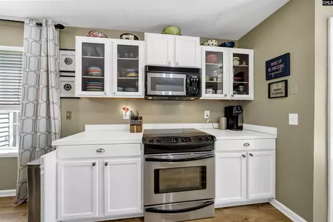 Kitchen - 128 Firebridge Dr, Chapin, SC 29036 photo 2 of 4
