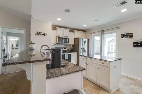 Kitchen - 71 Texas Black Way, Elgin, SC 29045 photo 4 of 4