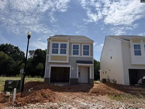 352 Tartan Rd, Hopkins, SC 29209