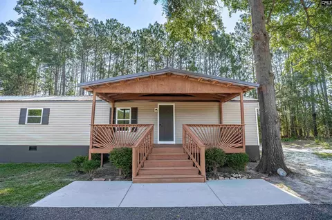 329 Kyzer Rd, Lexington, SC 29073