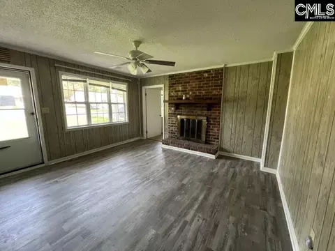 Living - 295 Cypress Ave, Denmark, SC 29042 photo 2 of 3