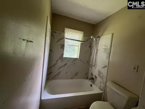 Bath - 295 Cypress Ave, Denmark, SC 29042 photo 2 of 2