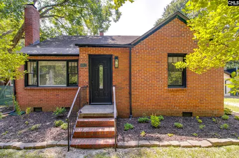 1012 Sherwood Ln, Camden, SC 29020