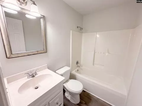 Bath - 21 Glenhawk Loop, Irmo, SC 29063 photo 2 of 2