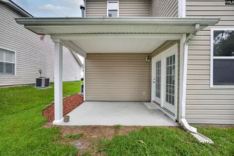 Exterior - 928 Spears Dr, Elgin, SC 29045 photo 5 of 7