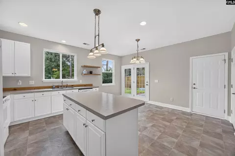 Kitchen - 928 Spears Dr, Elgin, SC 29045 photo 5 of 5