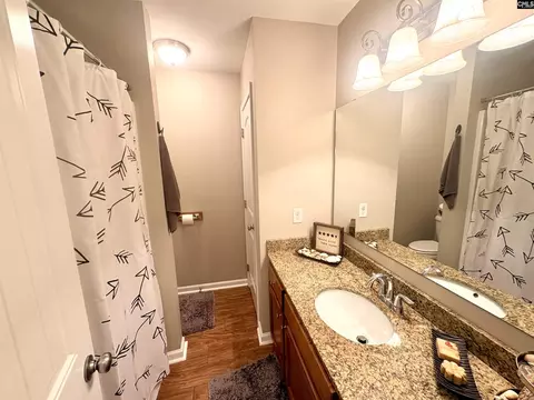Bath - 4265 Excursion Dr, Dalzell, SC 29040 photo 2 of 4