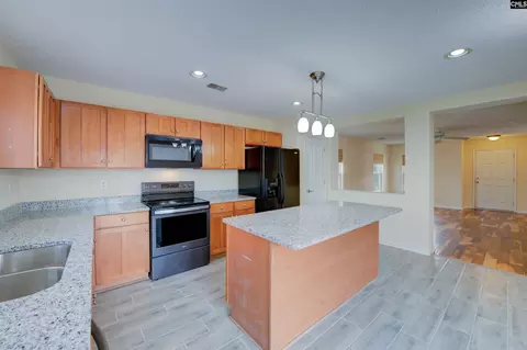Kitchen - 104 Pepper Grass Dr, Elgin, SC 29045 photo 3 of 3
