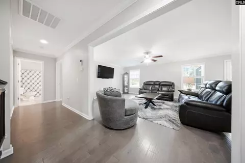 Entry Way - 1314 Chestnut Rd, Elgin, SC 29045 photo 1 of 13