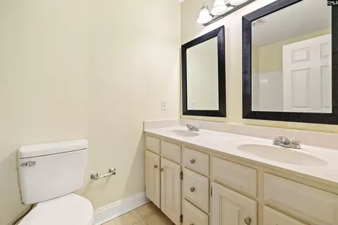 Bath - 3540 Landmark Dr, Sumter, SC 29154 photo 2 of 3
