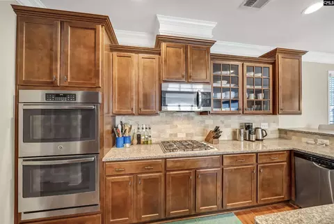 Kitchen - 250 Thacher Loop, Elgin, SC 29045 photo 3 of 5