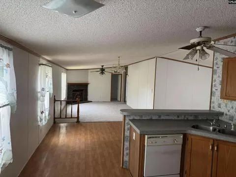 230 Alexander Pl, Sumter, SC 29150 photo 2