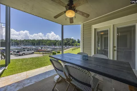 322 Cove Ct, Columbia, SC 29212