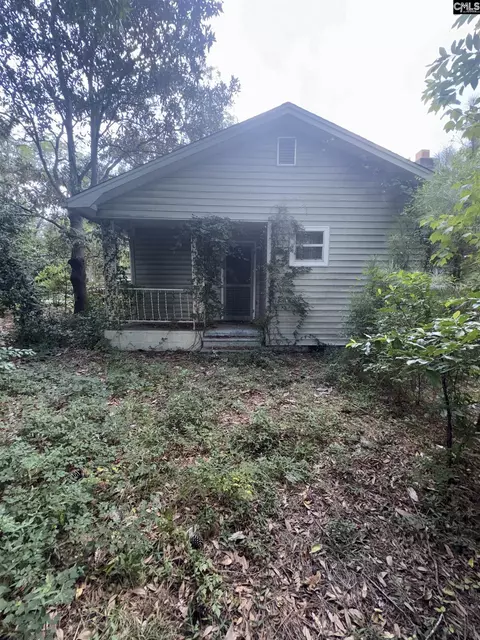 Exterior - 9 Middle St, Sumter, SC 29150 photo 2 of 5