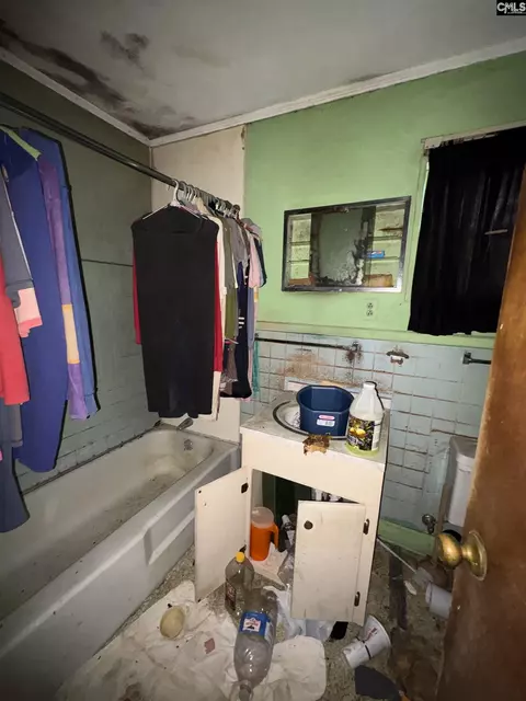 Bath - 9 Middle St, Sumter, SC 29150 photo 1 of 2