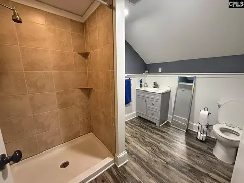Bath - 640 Godwin St, Sumter, SC 29153 photo 4 of 6