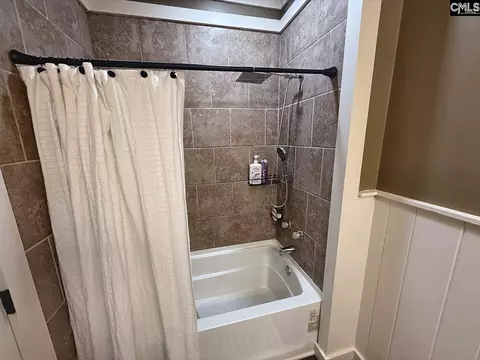 Bath - 640 Godwin St, Sumter, SC 29153 photo 6 of 6